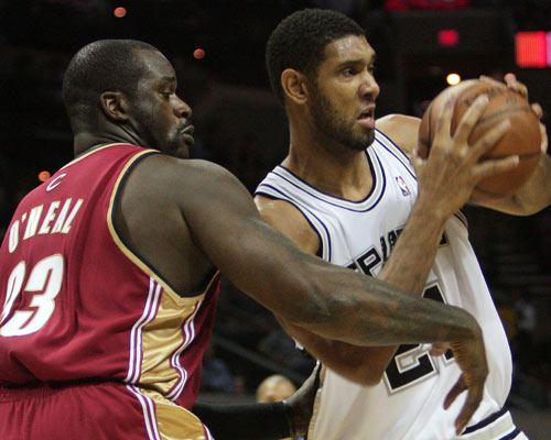 斯卢茨基：遗憾连续两年错失冠军，我们有时只能用2-3名外援（斯卢茨基谈连两季无缘冠军：有时外援只能上2-3人）