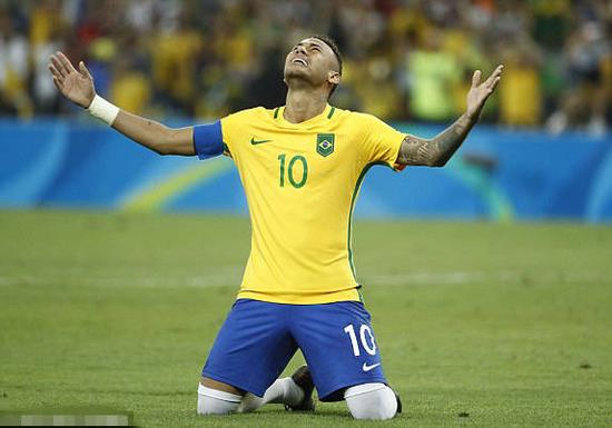 谁来给我解释解释为什么曼联宁愿用霍伊伦去赌下一个霍伊伦（曼联为何拿霍伊伦押注下一个霍伊伦？）