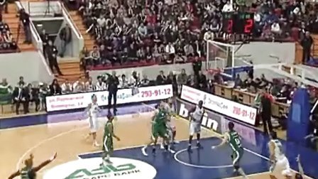 年仅18岁！库巴西已代表巴萨出场100次（18岁天才库巴西迎来为巴萨第100次出场）