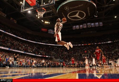 迎俱乐部126周年纪念日，巴萨将在主场展示巨型马赛克拼图（为庆祝俱乐部126周年，巴萨主场将上演巨幅马赛克）