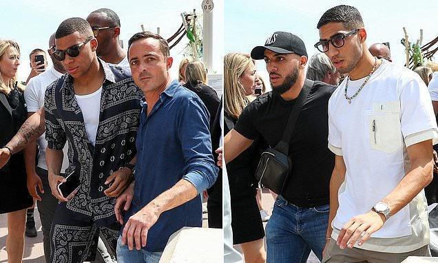 就差三分手感！布克复出贡献27分6篮板7助攻，三分5中0（布克复出砍27分6板7助，三分5投全失手感不佳）