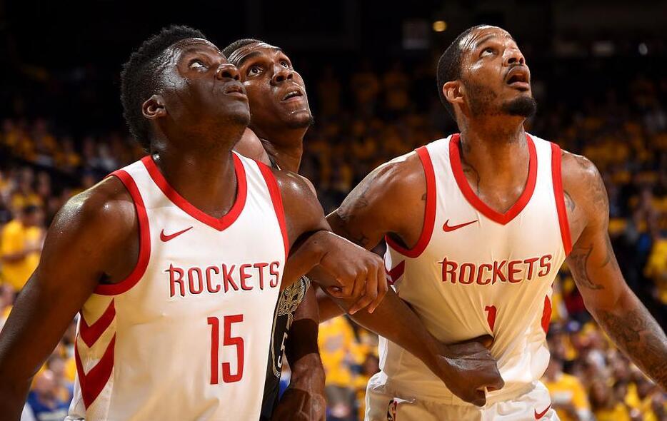 雷船半场：霍姆格伦18分，雷霆64-55领先快船（半场战报：霍姆格伦斩获18分，雷霆64-55暂领先快船）