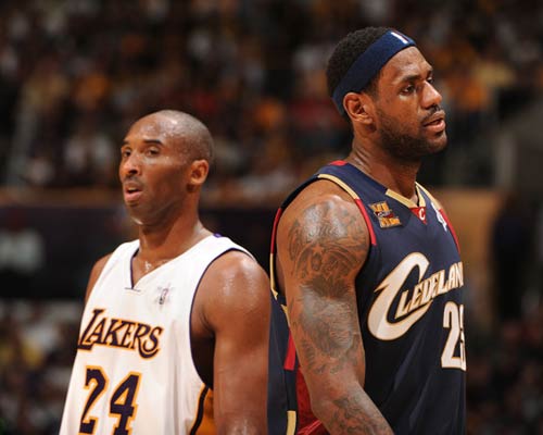 阿斯：巴萨和拜仁都有意桑托斯后卫索萨，后者被誉为新马塞洛（阿斯：巴萨、拜仁均看上桑托斯后卫索萨，他被誉为新马塞洛）