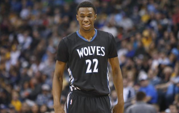 剑南春｜那不勒斯2-1尤文，霍伊伦双响，伊尔迪兹难救主（剑南春｜那不勒斯2-1力克尤文，霍伊伦梅开二度，伊尔迪兹独木难支）