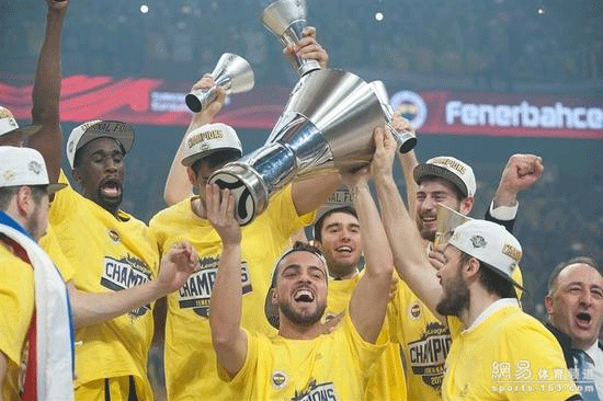 NBA最狠脏动作防守，乔丹和皮尔斯都害怕他（NBA小动作之王，连乔丹与皮尔斯都忌惮他）