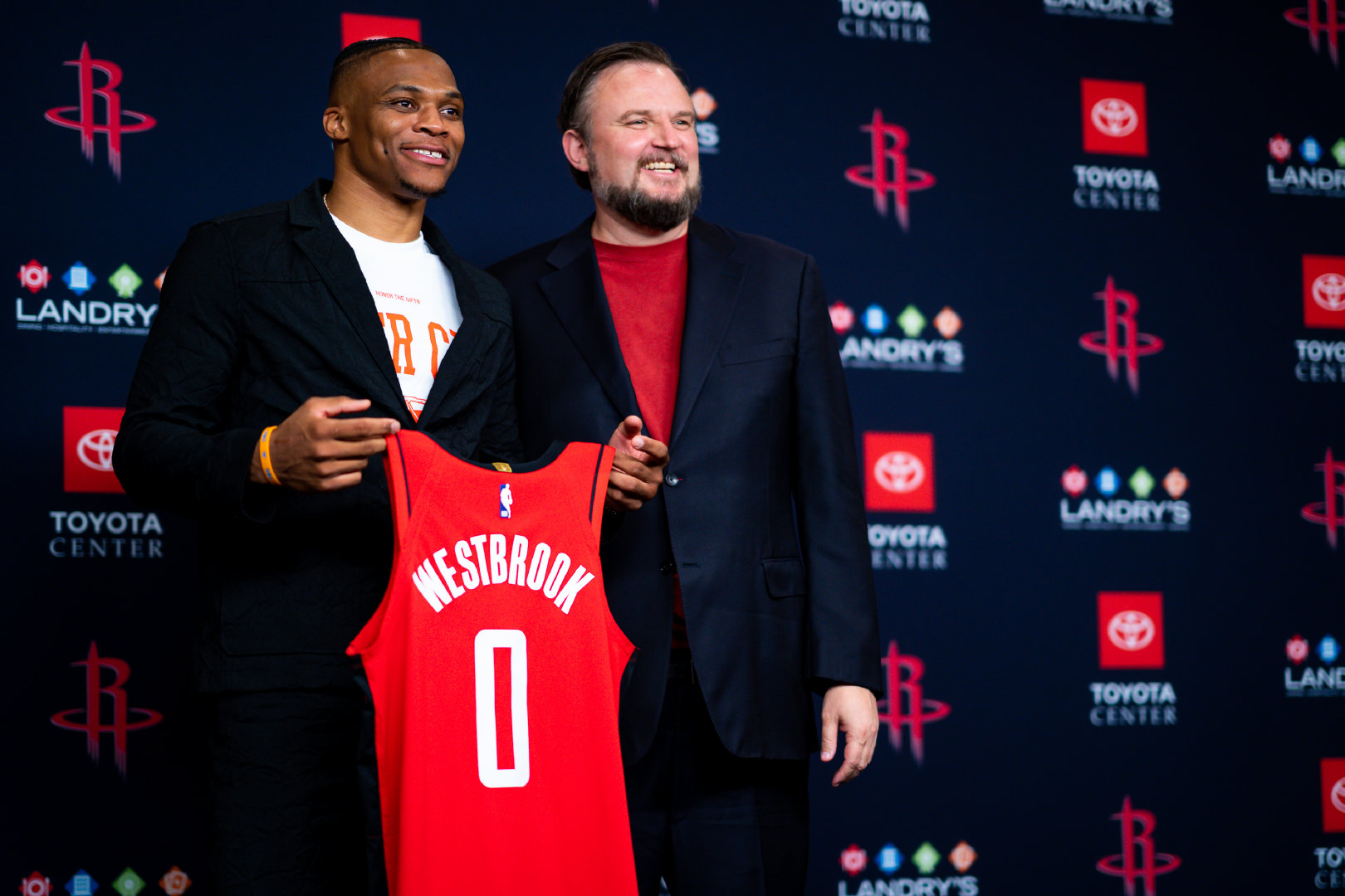 1亿镑！曼城头号引援目标遇天价，安德森转会陷僵局（1亿英镑要价！曼城追逐安德森受阻，交易陷入僵持）