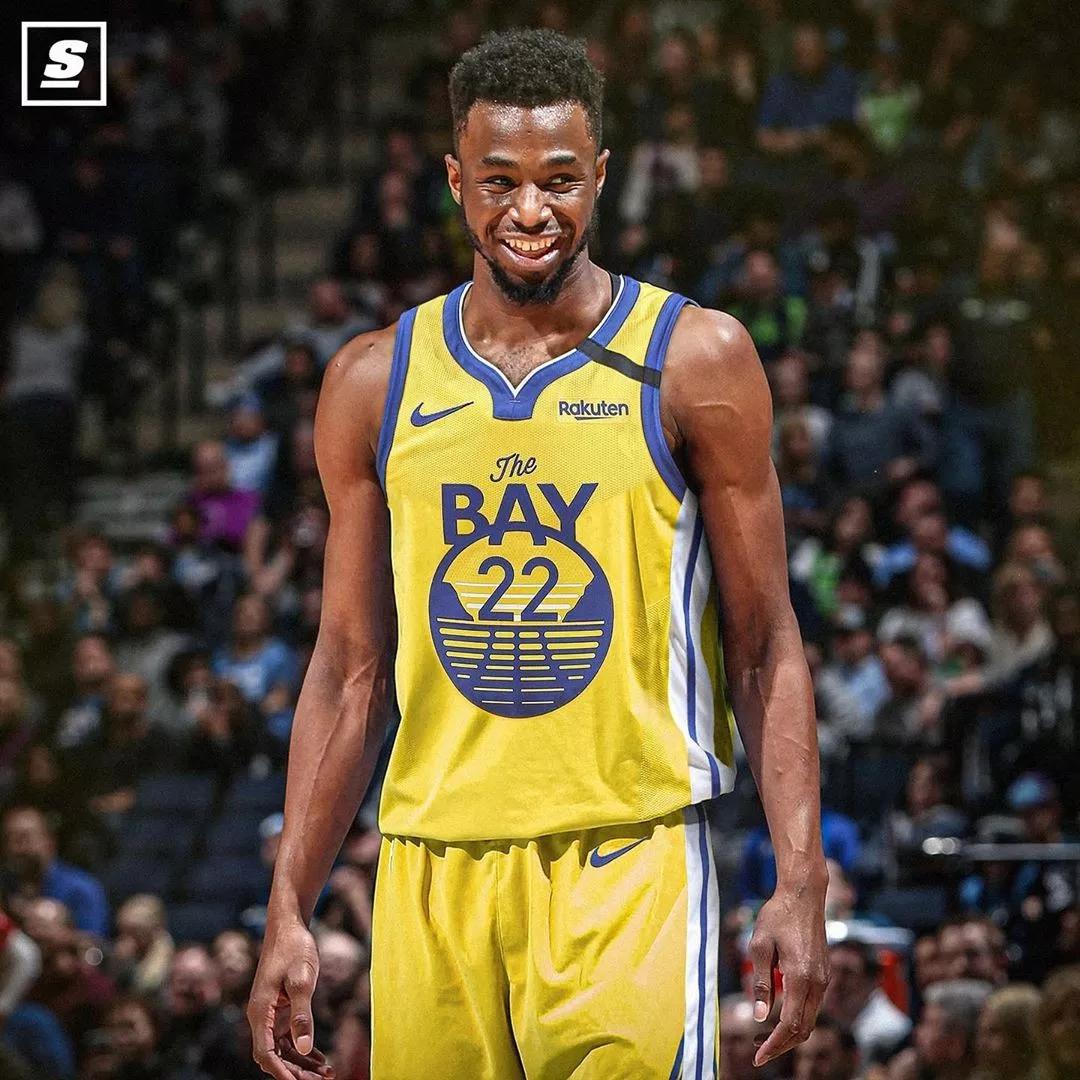 五大联赛仍有三支球队联赛不胜：狼队、维罗纳、佛罗伦萨（五大联赛尚有三队未尝联赛胜绩：狼队、维罗纳、佛罗伦萨）