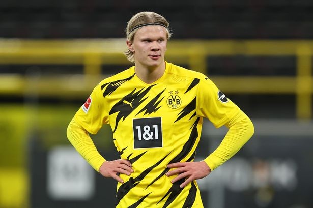 世体：莱万多夫斯基点亮纽约帝国大厦，以庆祝波兰独立日（西媒：莱万为庆祝波兰独立日点亮纽约帝国大厦）