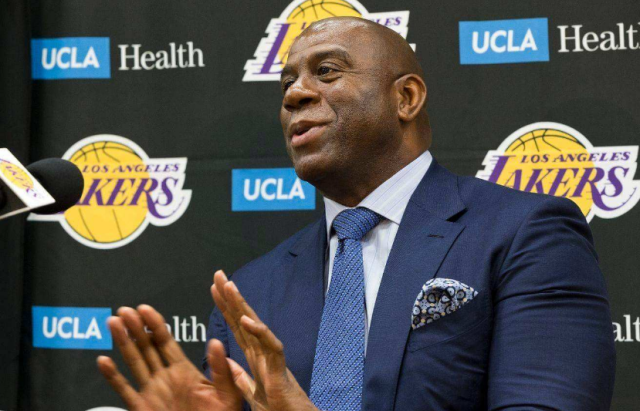 胡荷韬：齐心协力就能战胜一切，下场继续拼（胡荷韬：众志成城必克万难，下一场继续全力以赴）