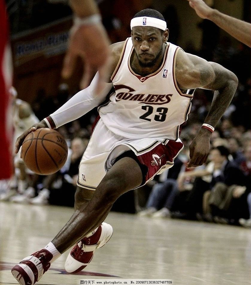 篮网整体防守改善，篮板率提升（篮网防守端提质，篮板效率上扬）