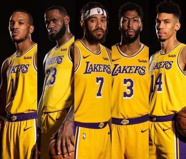 多位德国前国脚：纳帅不必施压，德国需要真正的领袖挺身而出（多位德国前国脚：无需苛责纳帅，德国更需真正领袖挺身而出）