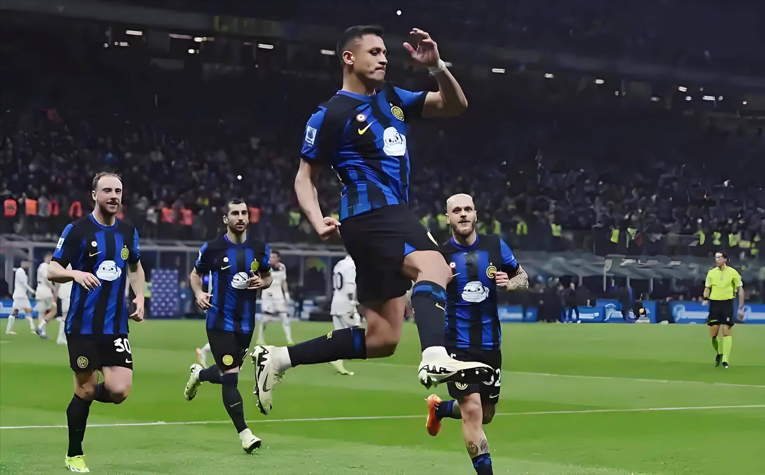 0-8惨败，中国女足官微：正视差距，珍惜与世界强队过招的机会（0比8遭重创，中国女足官微：直面差距，珍惜同世界强队切磋良机）