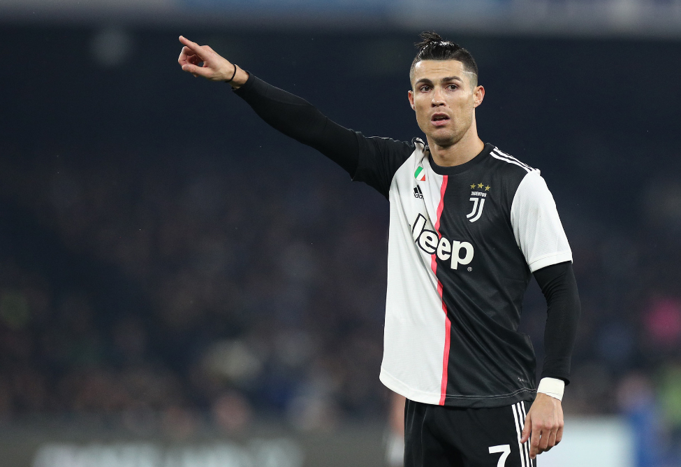 赵睿的表现令人惊喜，突破自我展现全新实力（赵睿惊喜发挥，突破自我尽展新实力）