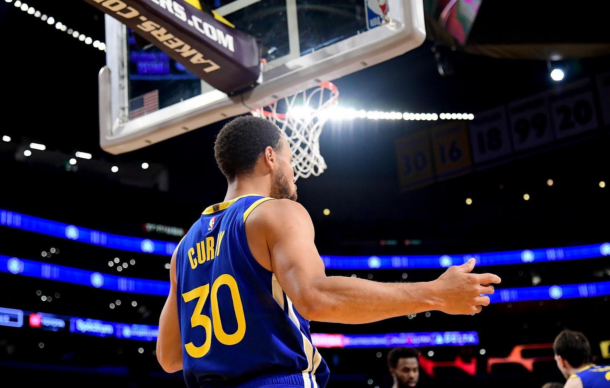 孔蒂：穆里尼奥的履历说明了他的伟大；意甲已变得更加欧洲化（孔蒂：穆里尼奥辉煌履历见证其伟大；意甲正日益欧洲化）